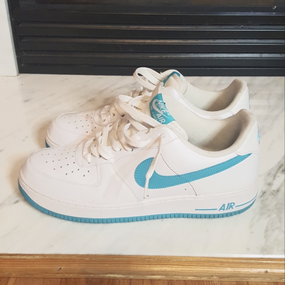 Nike Air Force 1